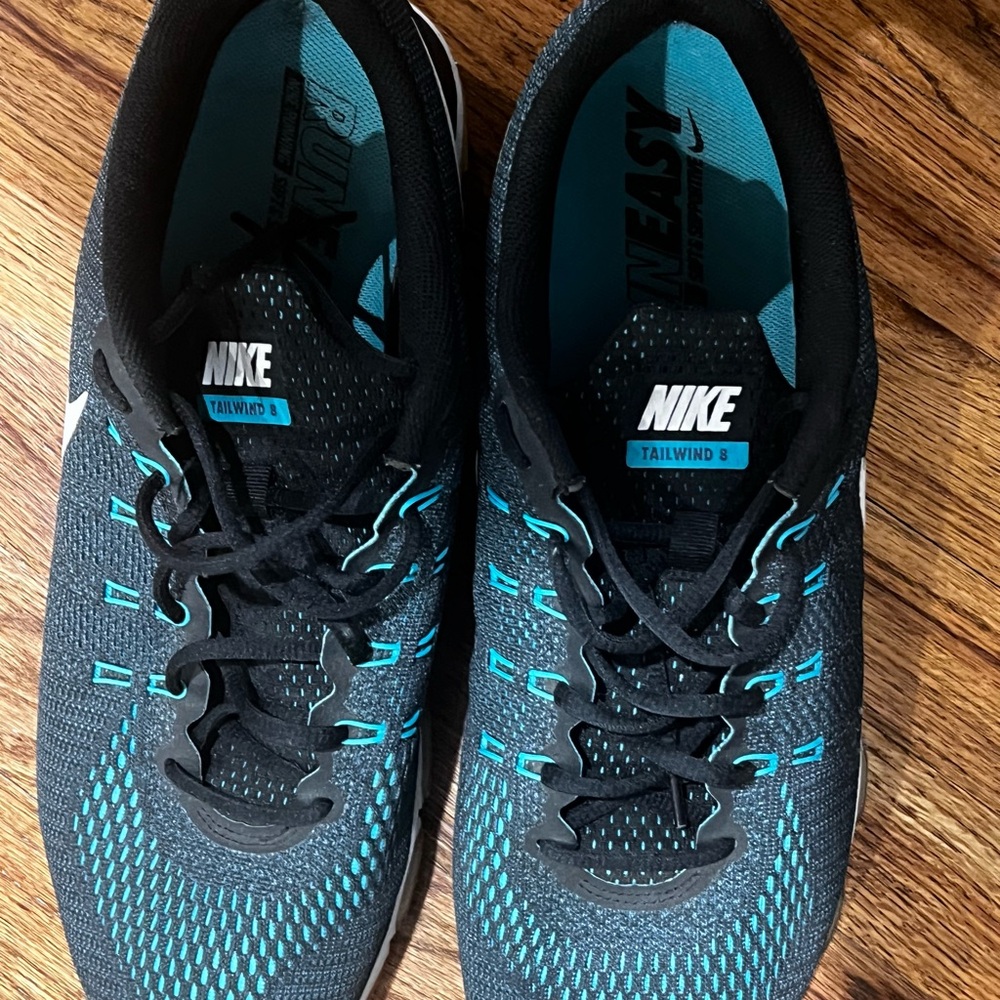 Nike Men's Black and Blue Tailwind 8 Shoes